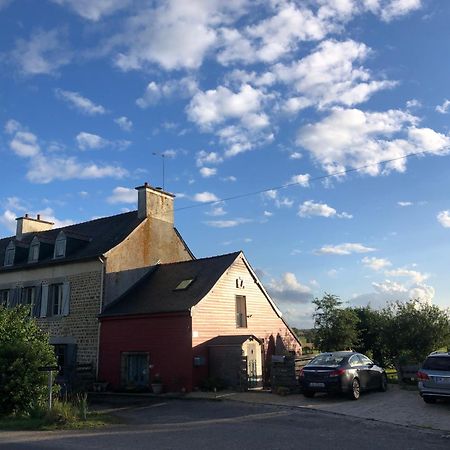 Gite La Maison La Saint-Aubin-d'Aubigne Eksteriør billede